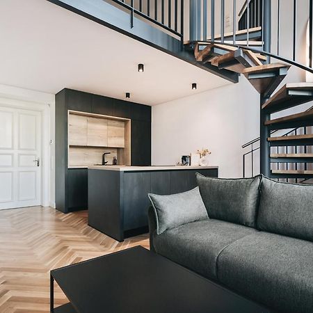 Tip! Modernes 90 Qm City-Apartment Mit Stil & Komfort In Toplage Dresden Luaran gambar