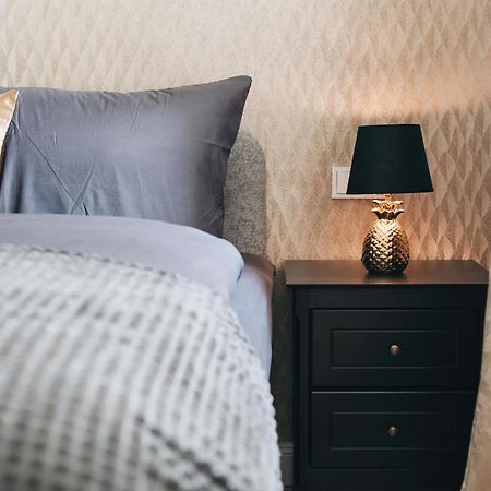 Tip! Modernes 90 Qm City-Apartment Mit Stil & Komfort In Toplage Dresden Luaran gambar